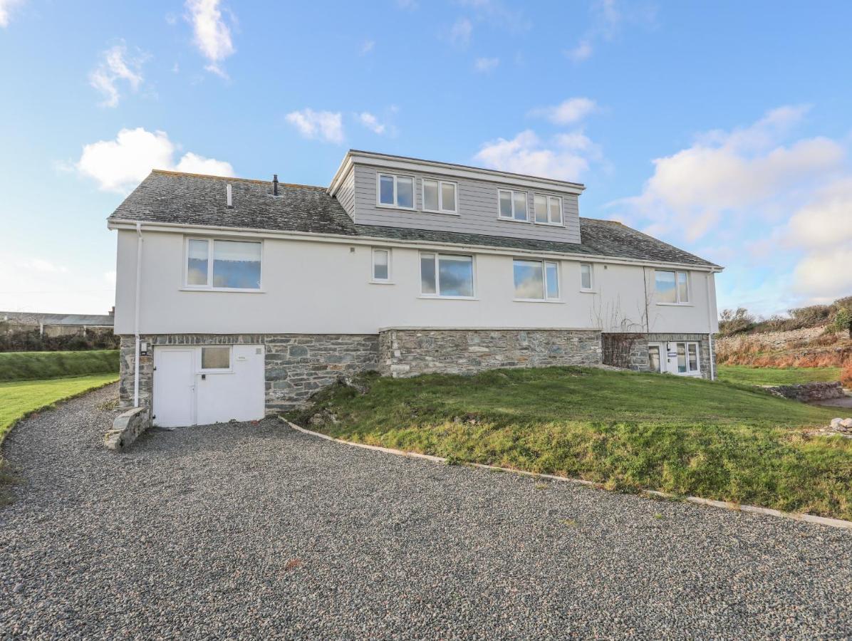 Southcott Apartment Trearddur Buitenkant foto