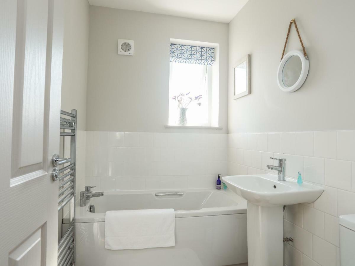 Southcott Apartment Trearddur Buitenkant foto