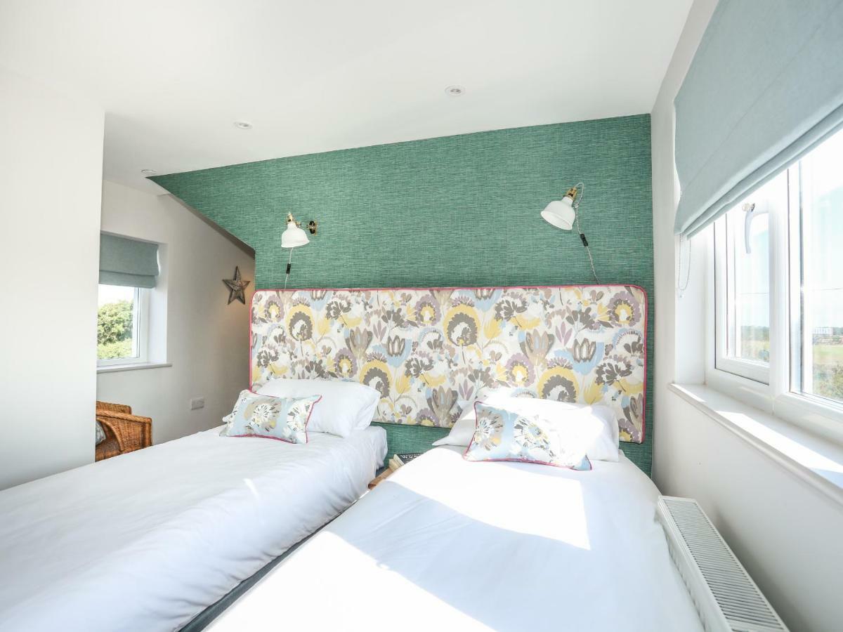 Southcott Apartment Trearddur Buitenkant foto