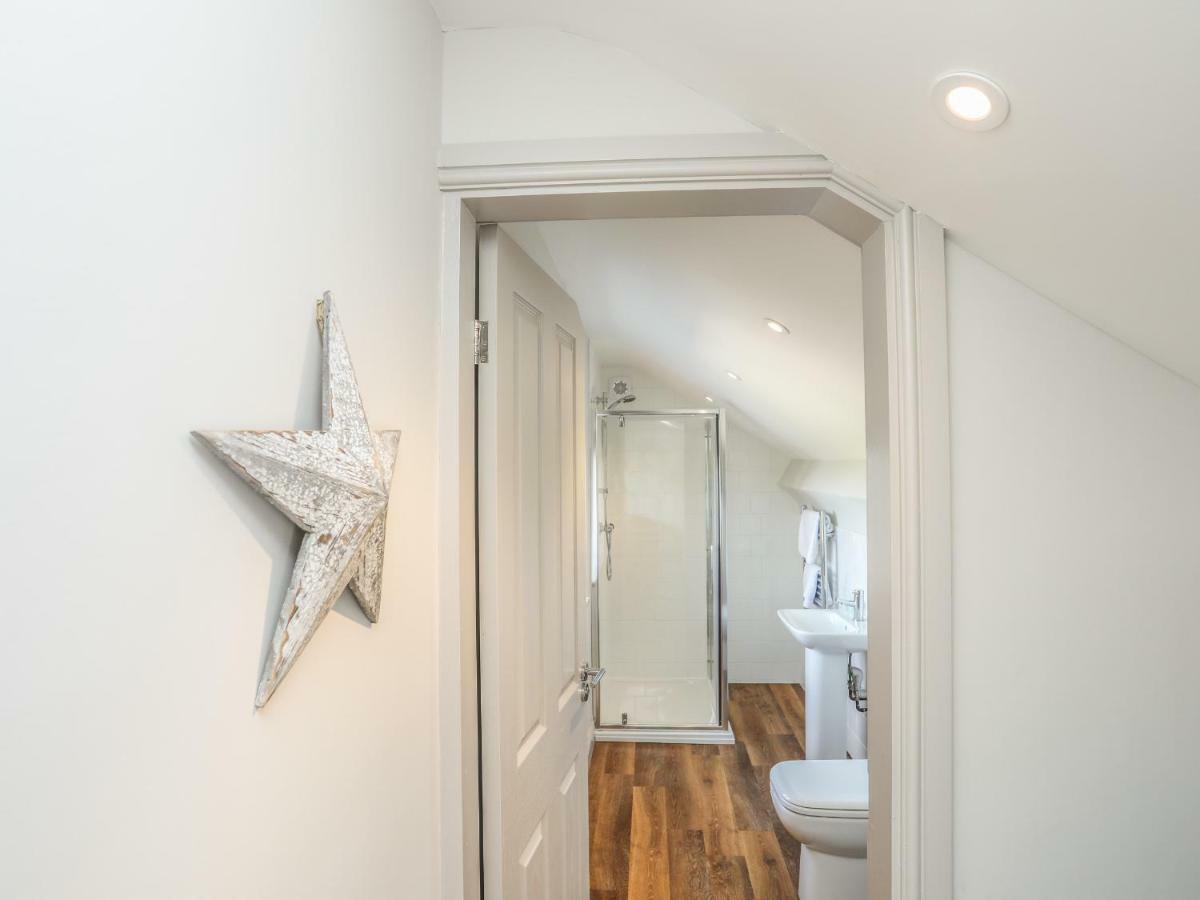 Southcott Apartment Trearddur Buitenkant foto
